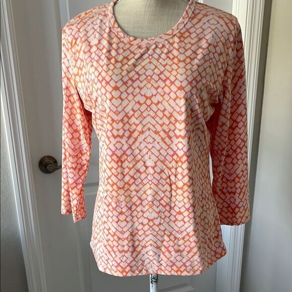 Michelle Paris’s Orange /Pink 3/4 Sleeve Tee for Effortless Style - Picture 1 of 8